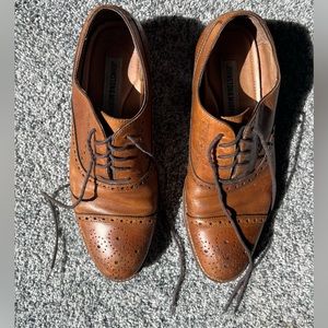 Men’s Johnston & Murphy Size 8.5 Dress Shoes